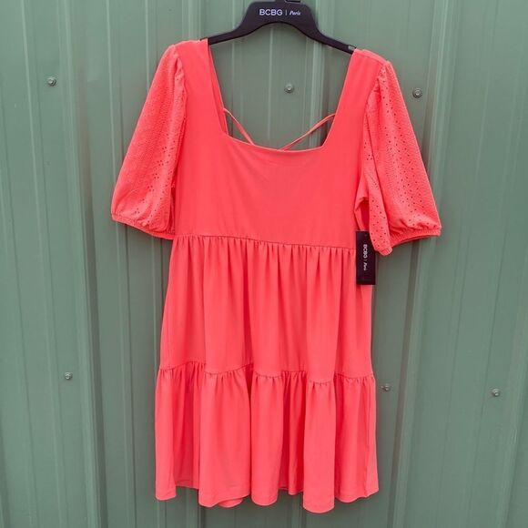 BCBG Paris Dresses & Skirts - Women’s BCBG Babydoll Tiered Mini Dress Size M